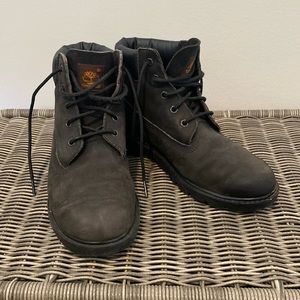 Black waterproof Timberland lace up boots
